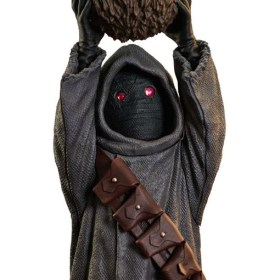 Offworld Jawa with Mudhorn Egg Star Wars The Mandalorian 1/6 Bust by Gentle Giant